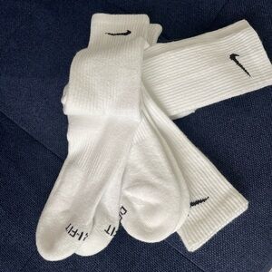 Nike Dri-FIT Everyday Plus Cushioned Training Crew Socks - 3 Pack